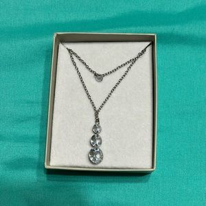 NWOT Women’s Adjustable Layered Silver Necklace